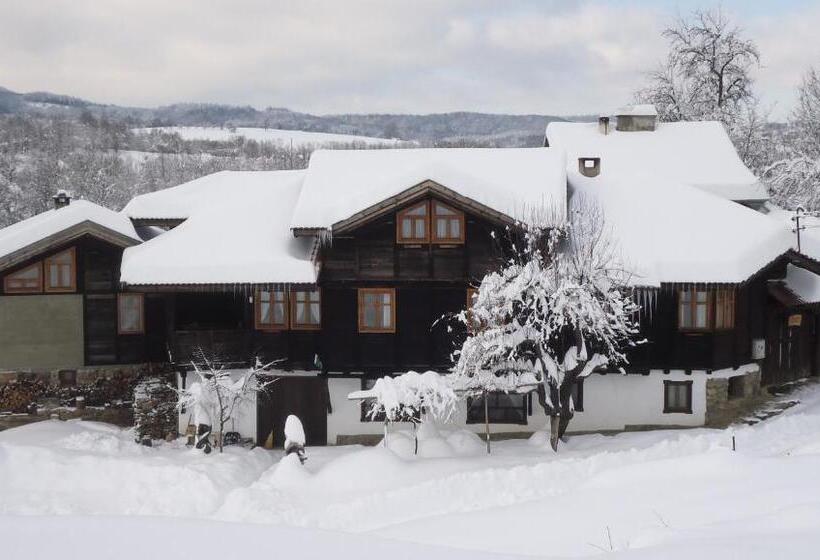 بنسيون Kandaphery Guest Houses