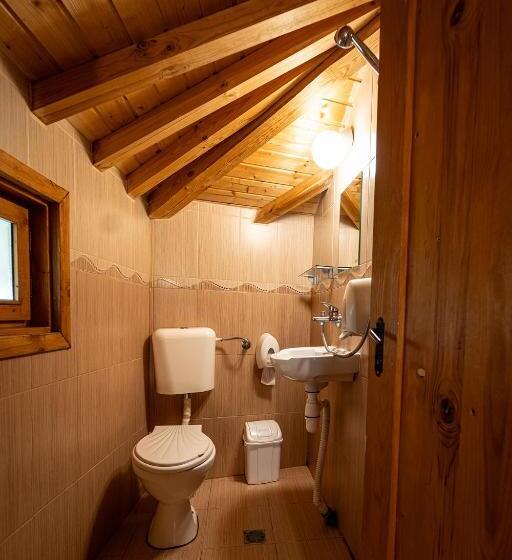 بنسيون Kandaphery Guest Houses