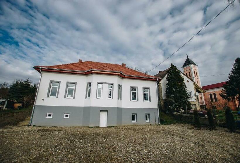 펜션 Mosolyka Vendégház