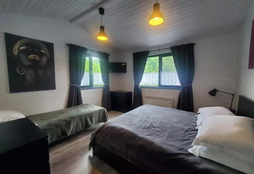 Pensiunea Casa Dacilor