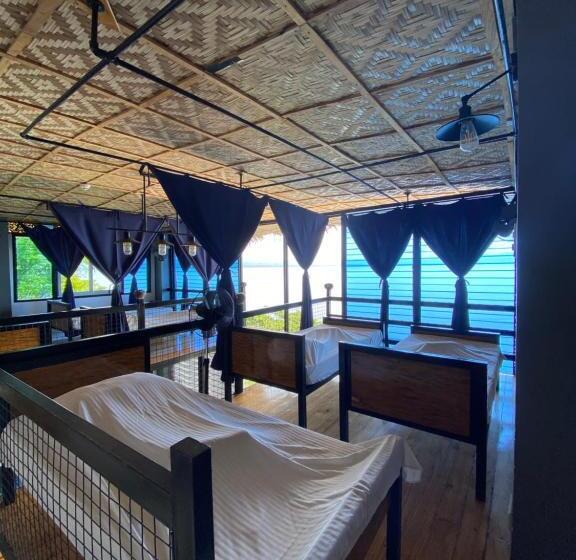 Resort Fantasy Lodge