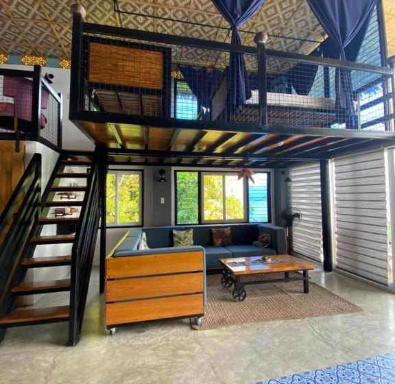 Resort Fantasy Lodge