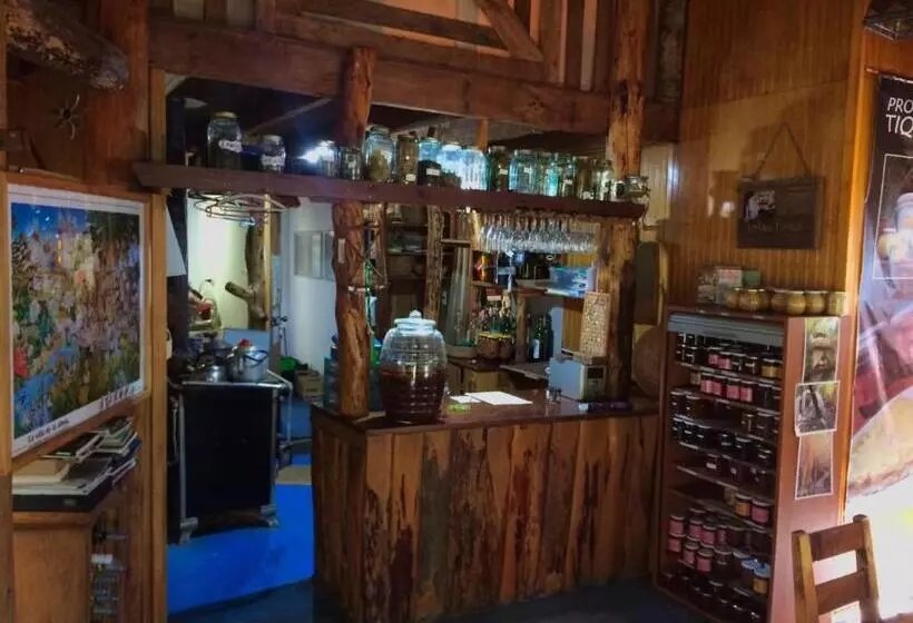 ユースホステル Habitación En Rio Puelo