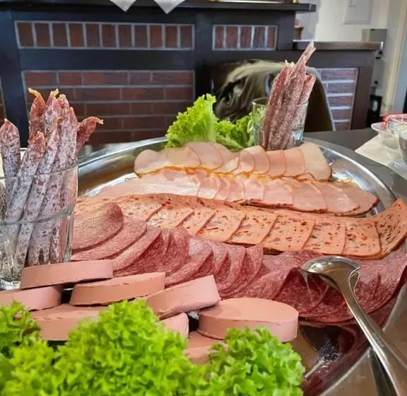 ユースホステル Landgasthof Kasch   Hotel Und Restaurant