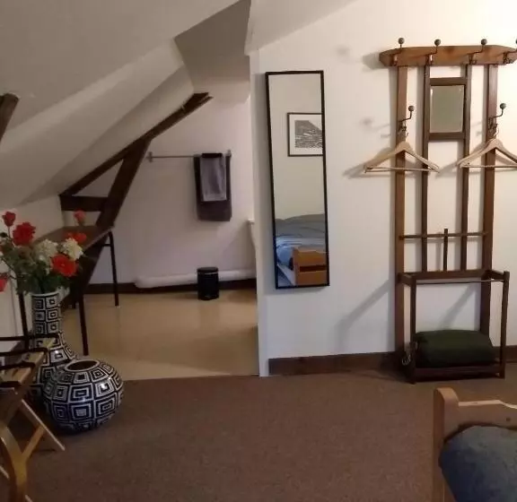 Aamiaismajoitus (B&B) Chambre D Hôtes L Ermite