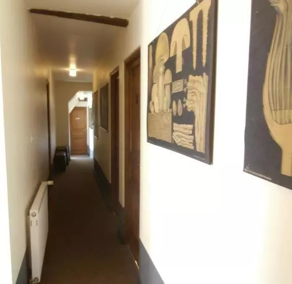 Aamiaismajoitus (B&B) Chambre D Hôtes L Ermite