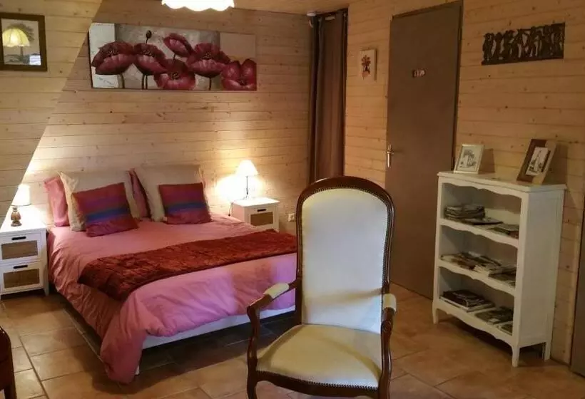 Aamiaismajoitus (B&B) Chambres D`hôtes Le Plessis à Broye