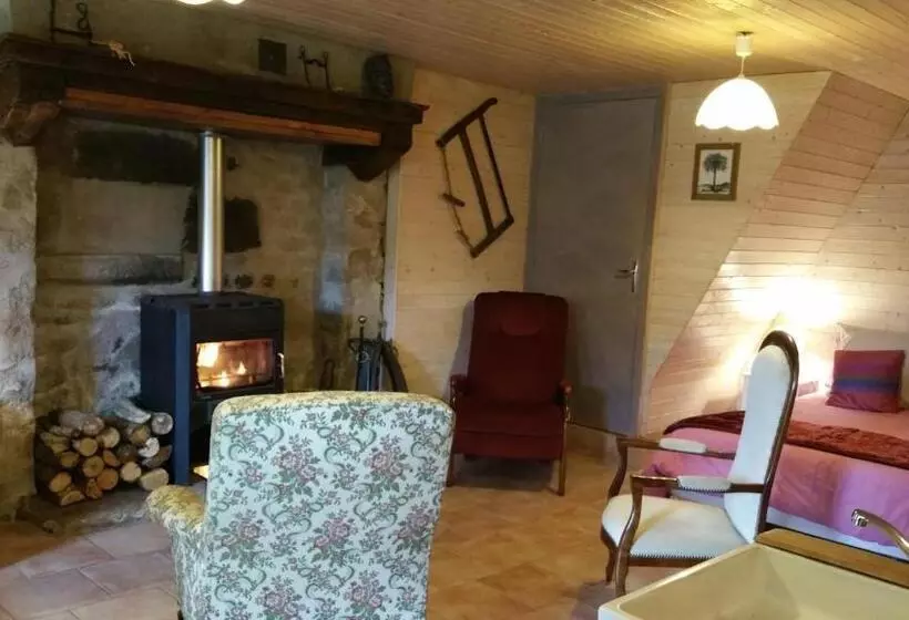 Aamiaismajoitus (B&B) Chambres D`hôtes Le Plessis à Broye