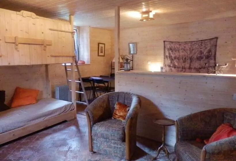 Aamiaismajoitus (B&B) Chambres D`hôtes Le Plessis à Broye