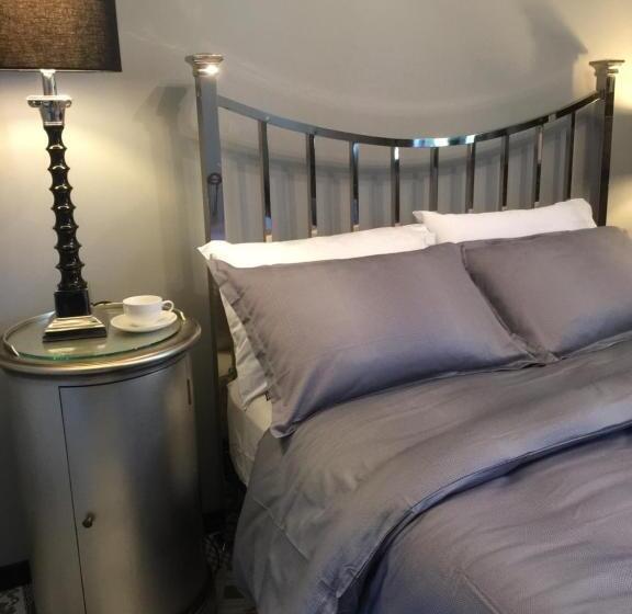 ベッドアンドブレックファースト Chez Montiz