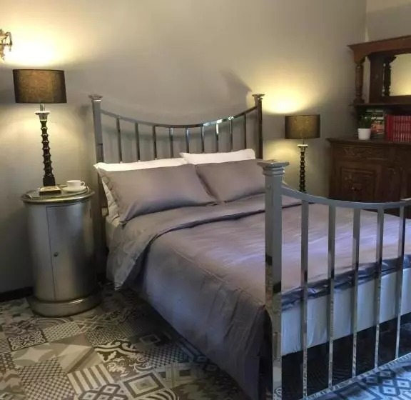 Aamiaismajoitus (B&B) Chez Montiz