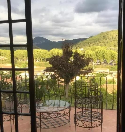 Aamiaismajoitus (B&B) Chez Montiz