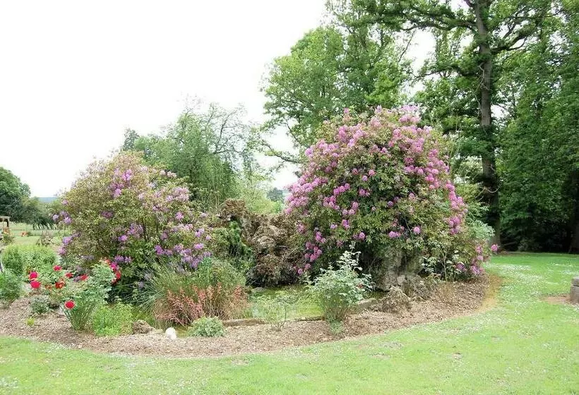 ベッドアンドブレックファースト Château De Broyes