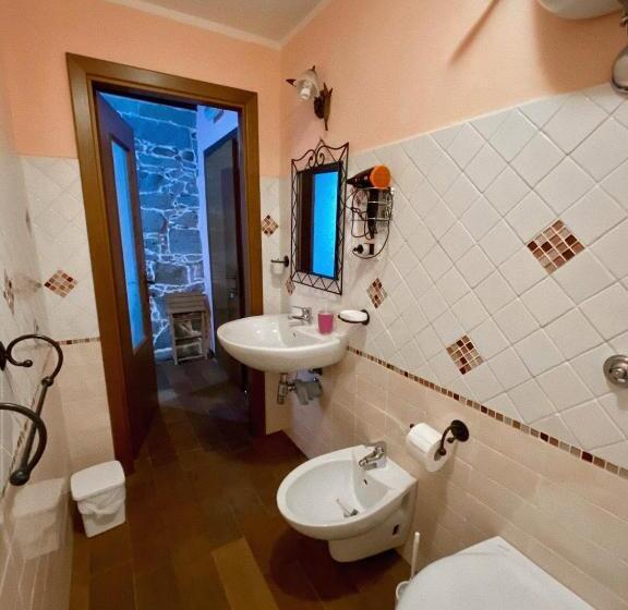 مبيت وإفطار Domos Antigas