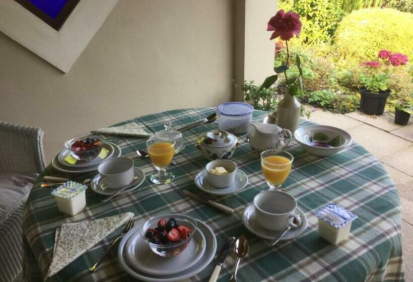 צימר Dwynant A Room With A View