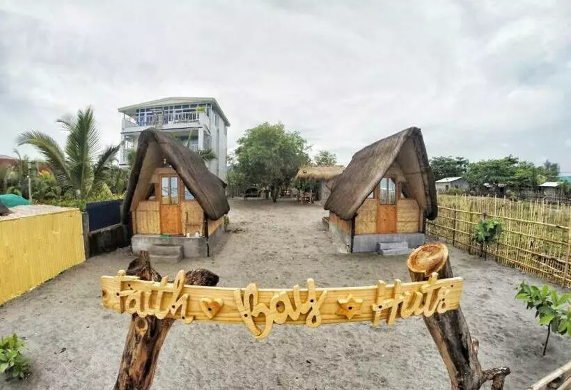 Aamiaismajoitus (B&B) Beach Front Hut   Faith Bay Huts 1