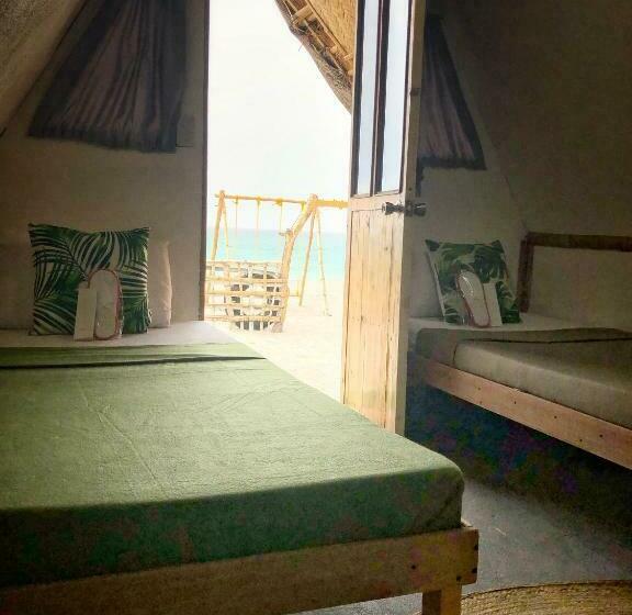 Bed and Breakfast Beach Front Hut   Faith Bay Huts 1