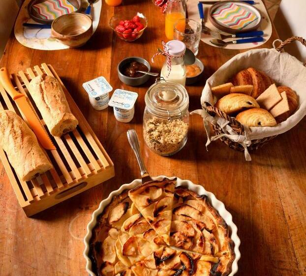 مبيت وإفطار La Cascadeta