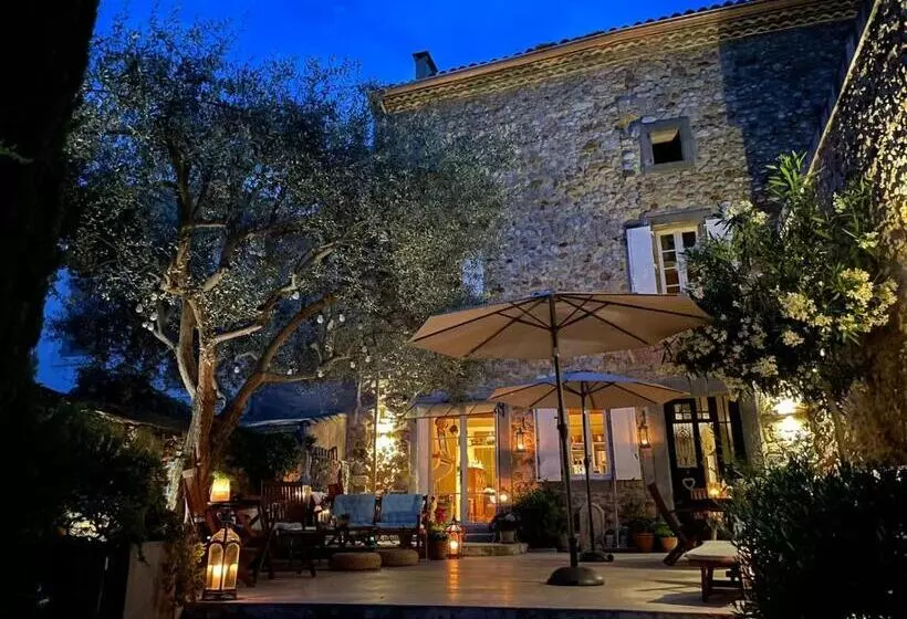 Aamiaismajoitus (B&B) Maison La Vie Est Belle