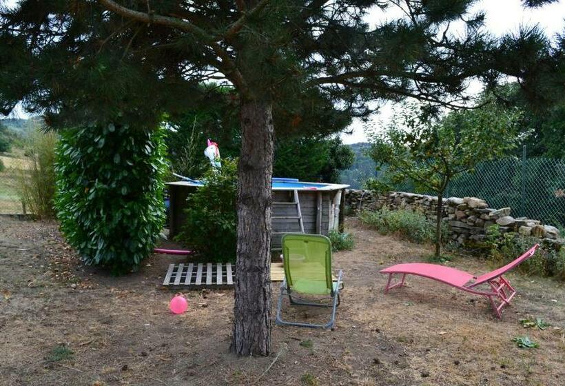 مبيت وإفطار Studio Indépendant Dans Maison à La Campagne