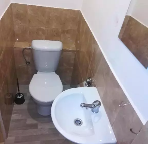 Aamiaismajoitus (B&B) U Dragouna