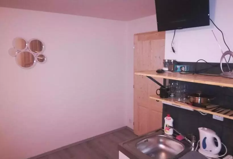 Aamiaismajoitus (B&B) U Dragouna