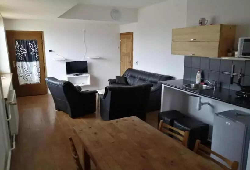 Aamiaismajoitus (B&B) U Dragouna