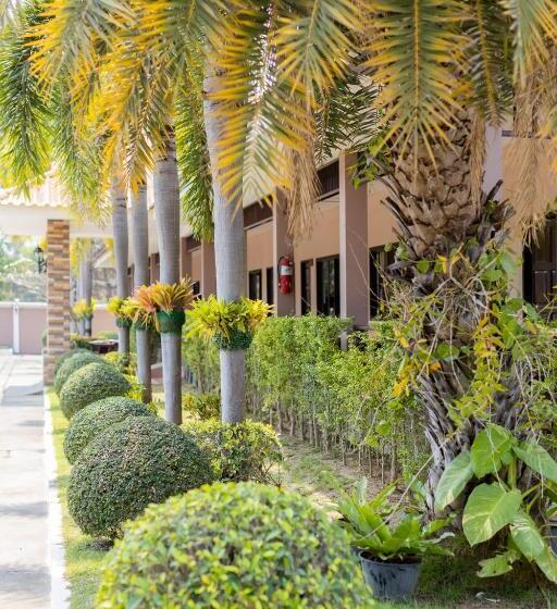 Отель โรงแรมมณีสังขะ