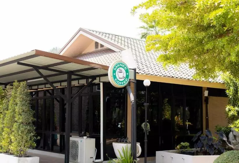 Hotelli โรงแรมมณีสังขะ