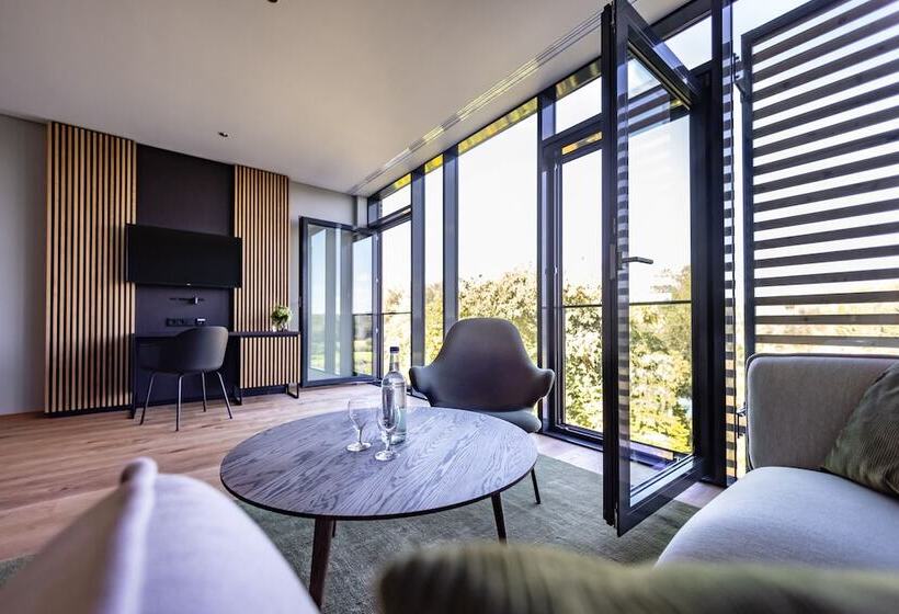 ホテル Breitenburg