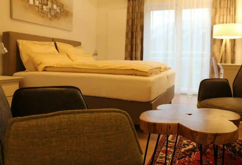 Hotelli Gasthof Eckberg