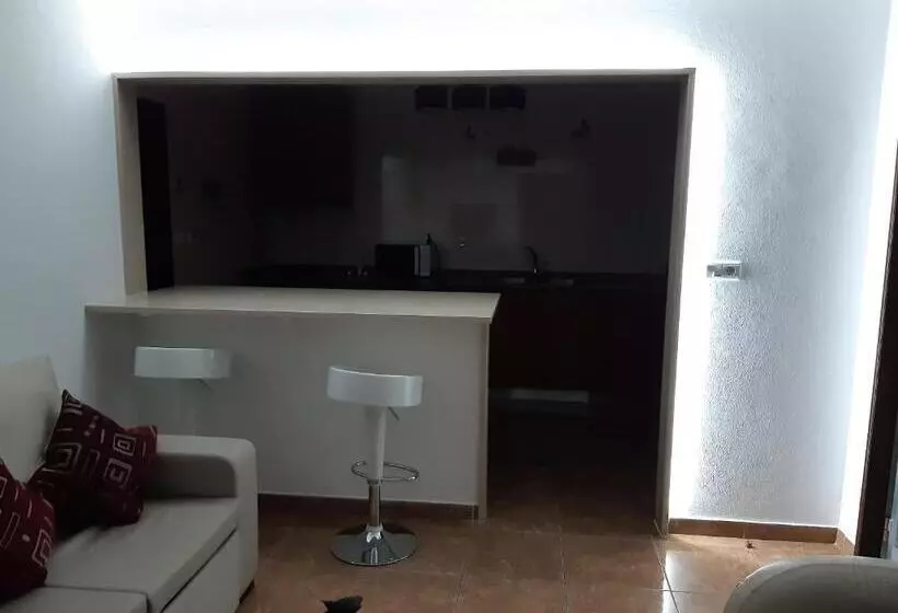 Hotelli Quintinha Dos Queiroses