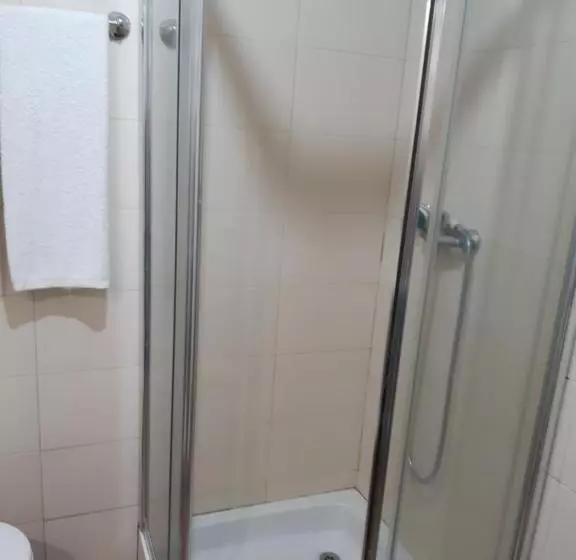 Hotelli Quintinha Dos Queiroses