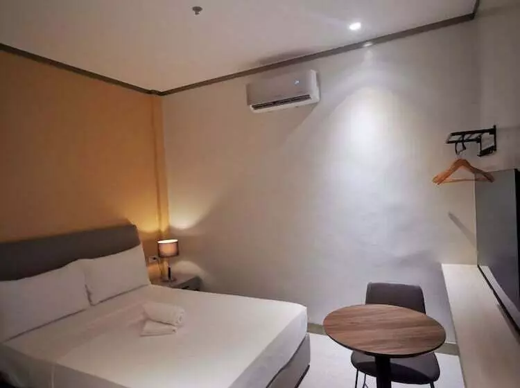 Yes Hotel Pandi Bulacan