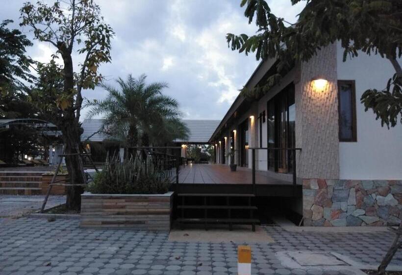 Ingaun Resort Kanchanaburi