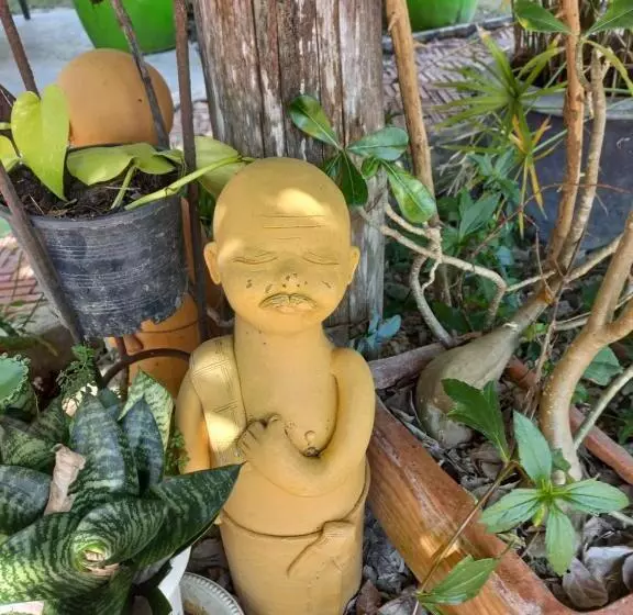 Majatalo บ้านพักคุณยายเขียว