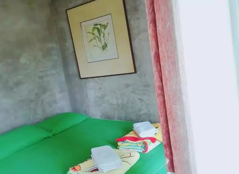 Majatalo บ้านพักคุณยายเขียว