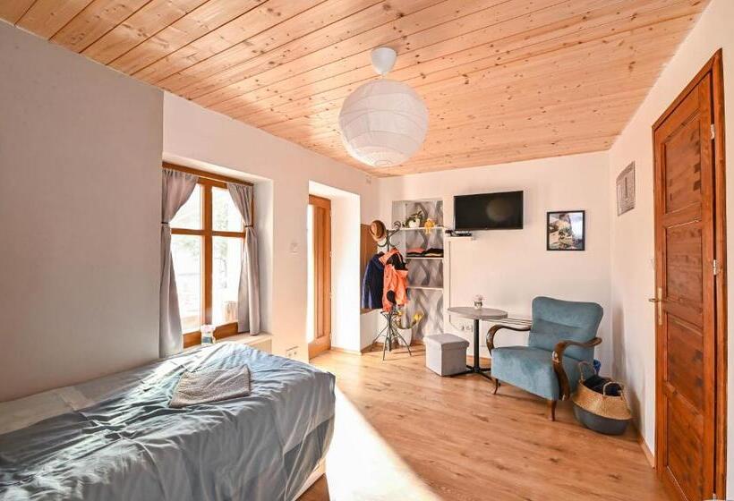 بنسيون Borsika Napterasz Pihenőház