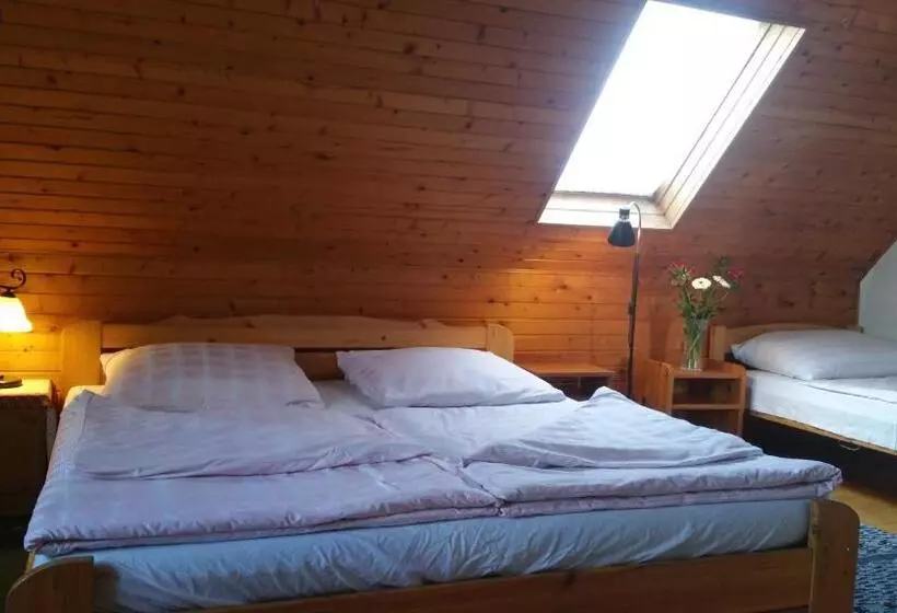 Majatalo Derű Vendégház és Lovasudvar