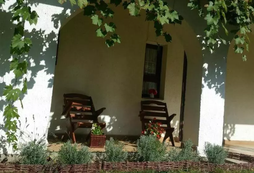 Majatalo Derű Vendégház és Lovasudvar