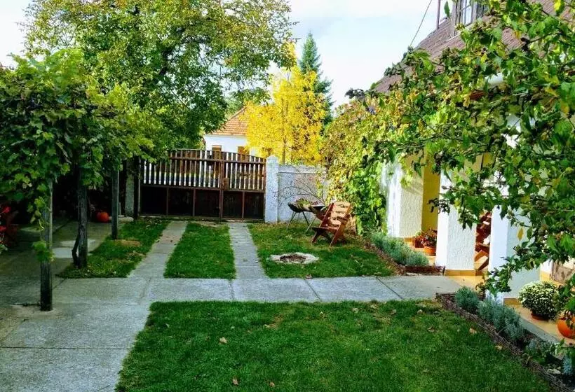 Majatalo Derű Vendégház és Lovasudvar