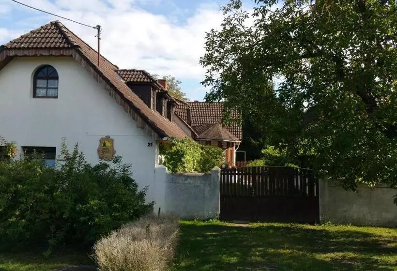 Majatalo Derű Vendégház és Lovasudvar