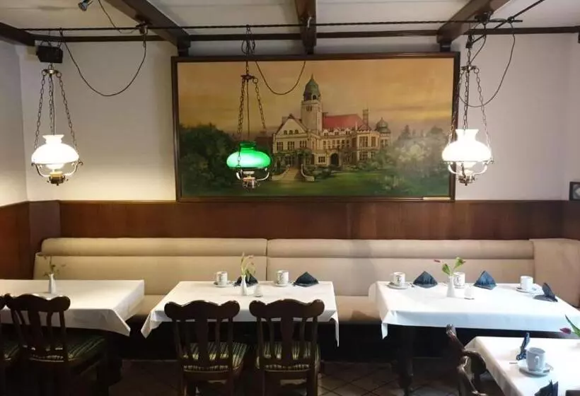 ペンション Dorfkrug Grabau