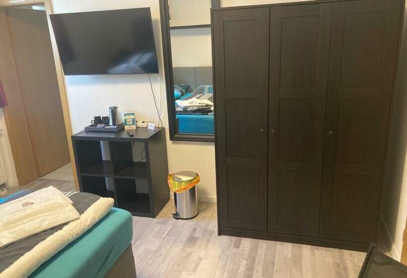 膳宿费 Eastside Apartment 4