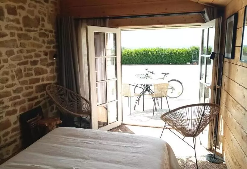 ペンション Galerie, Tumulus De La Hogue