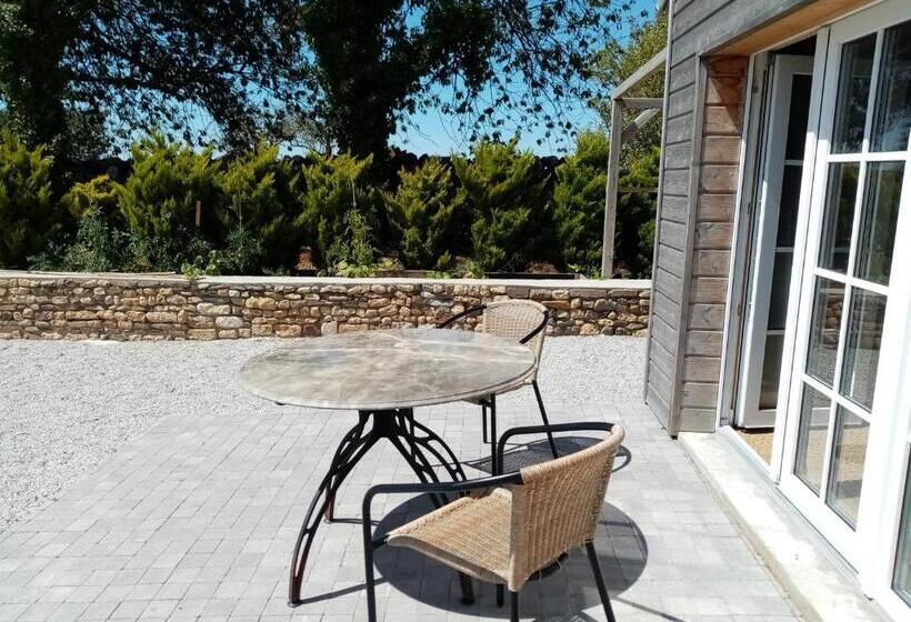 פנסיון Galerie, Tumulus De La Hogue