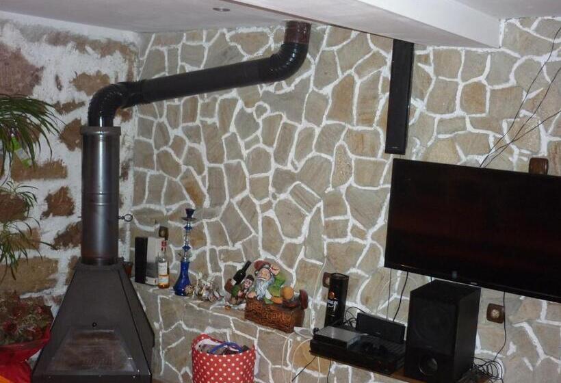 پانسیون Guest House „ivanovata House”