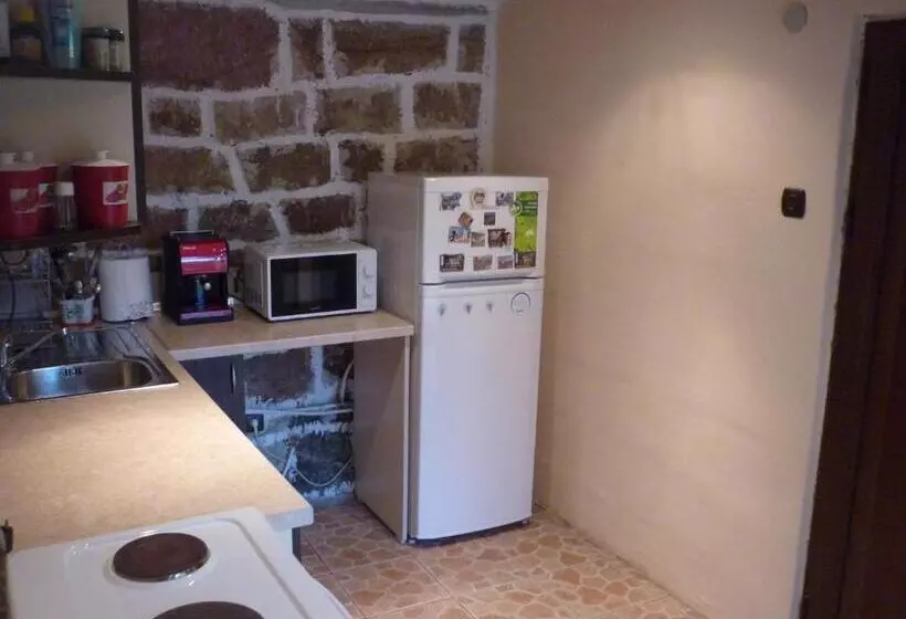 ペンション Guest House „ivanovata House”