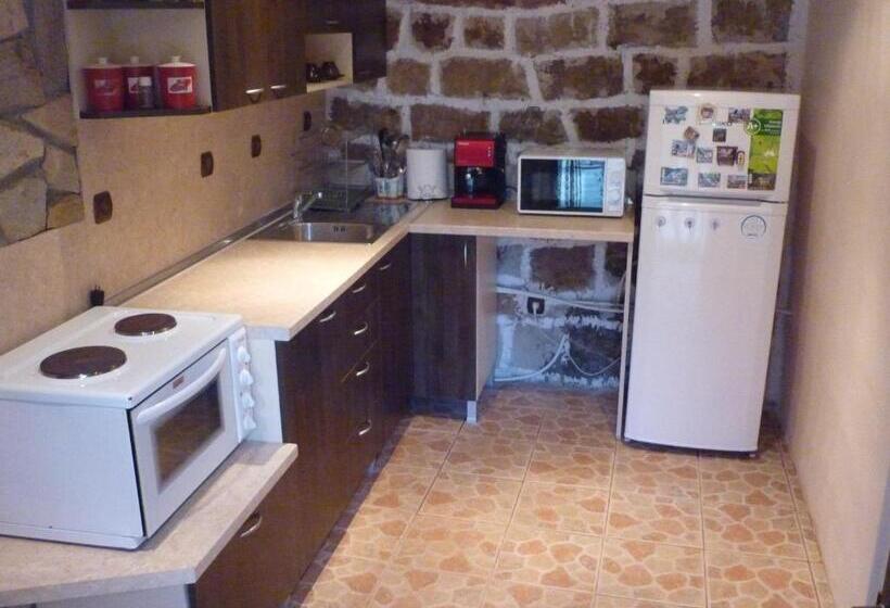 پانسیون Guest House „ivanovata House”