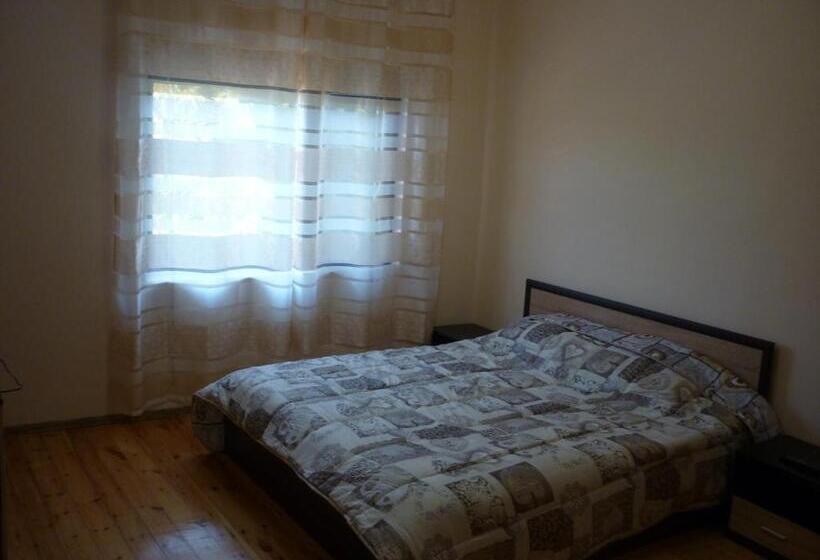 پانسیون Guest House „ivanovata House”